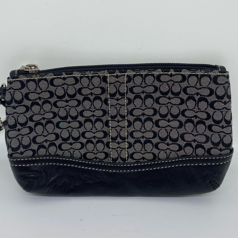 Coach Wristlet in Signature Pattern w/ Leather.
